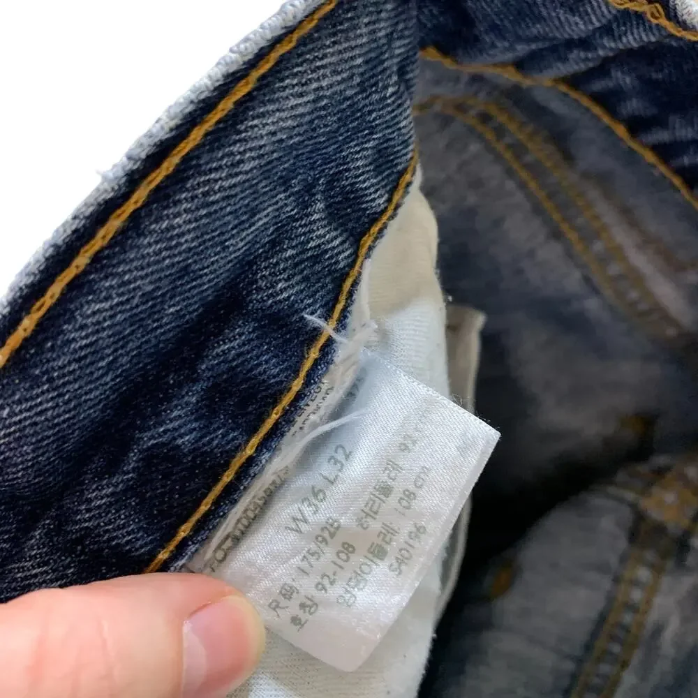 Levi's 550 Medium Wash Straight Leg Relaxed Denim Jeans Size 36 x 32
